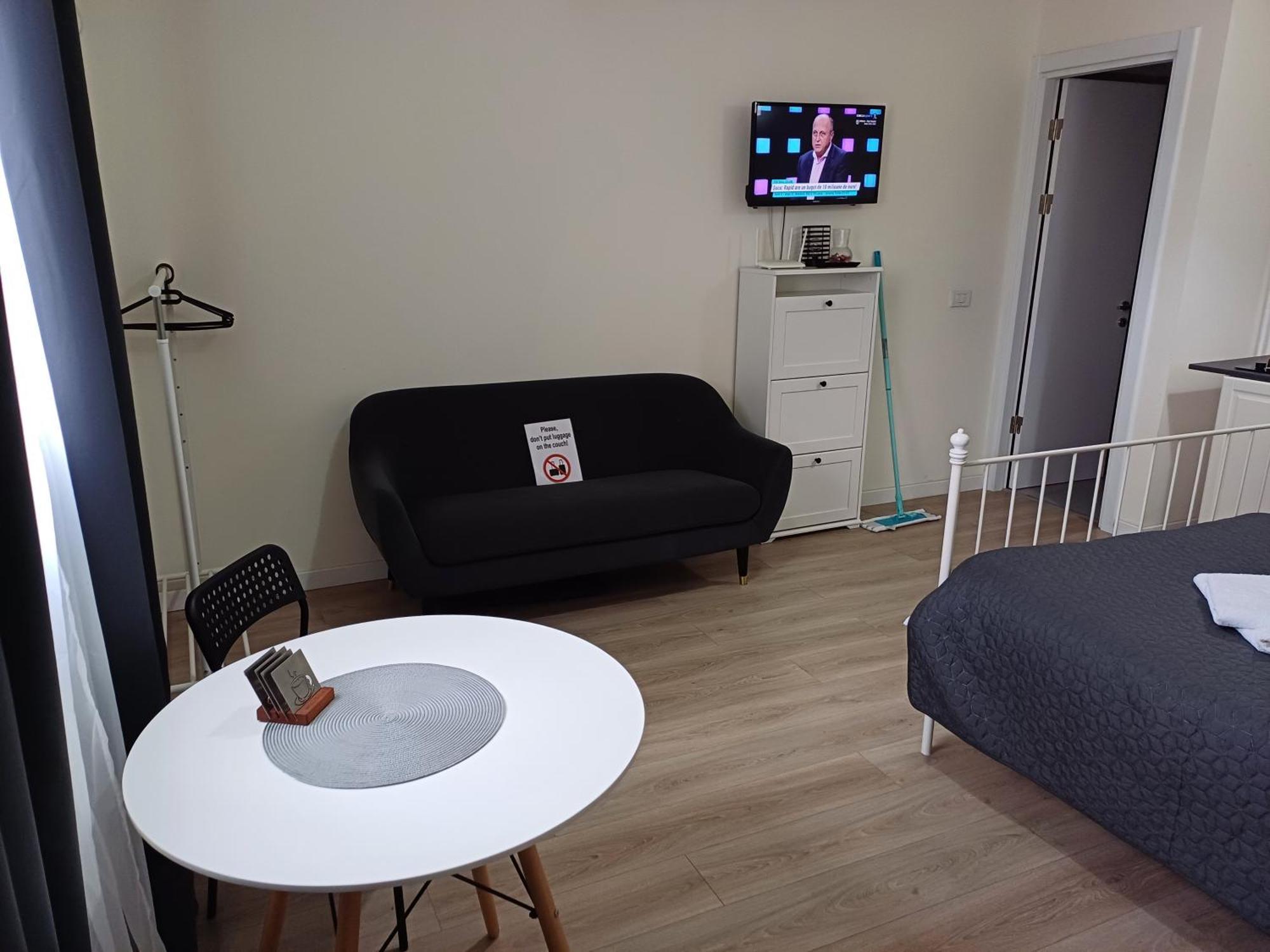 Tom'S House Apartment Otopeni Exterior photo
